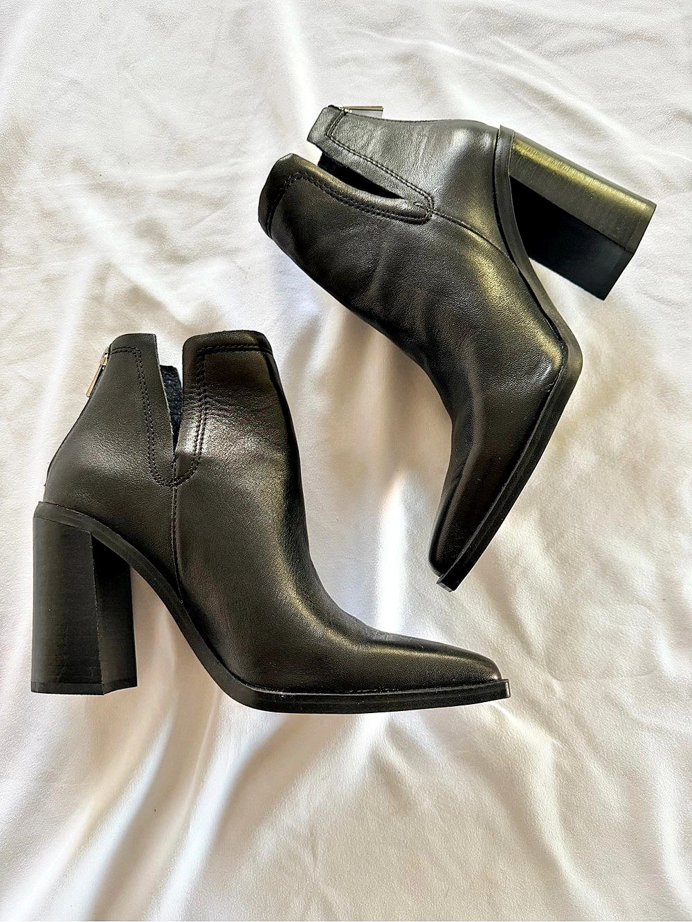 NEW Steve Madden Cornelia Black Premium Leather Ankle Booties Block Heel 7.5M